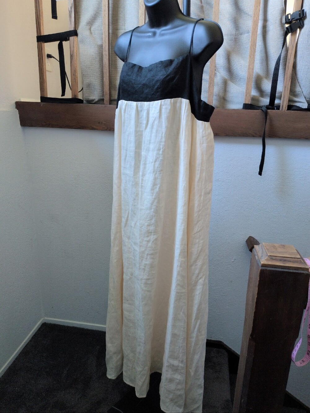 ✨Elena Buttermilk Linen Maxi Dress Size Us 12 - Picture 3 of 10